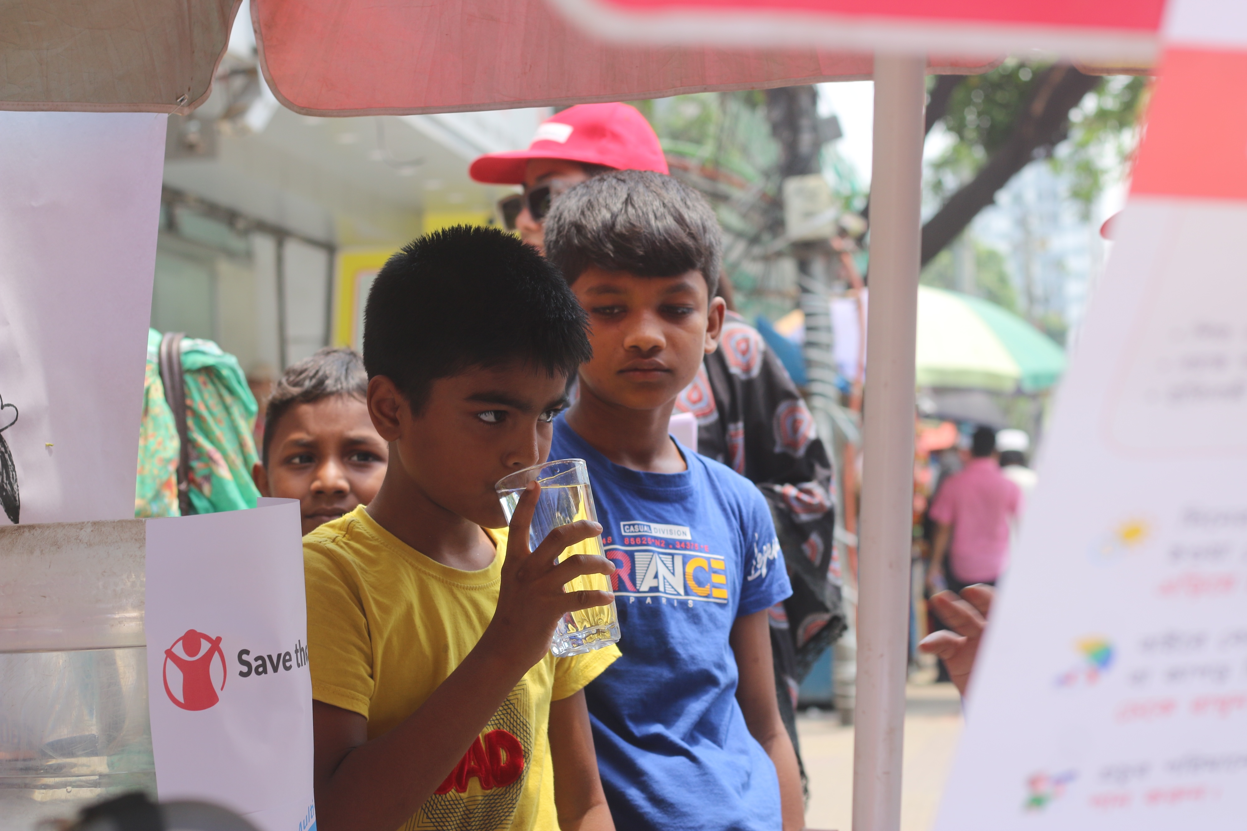 A temporary drinking station was set up in Kallyanpur, Dhaka City during a heatwave.